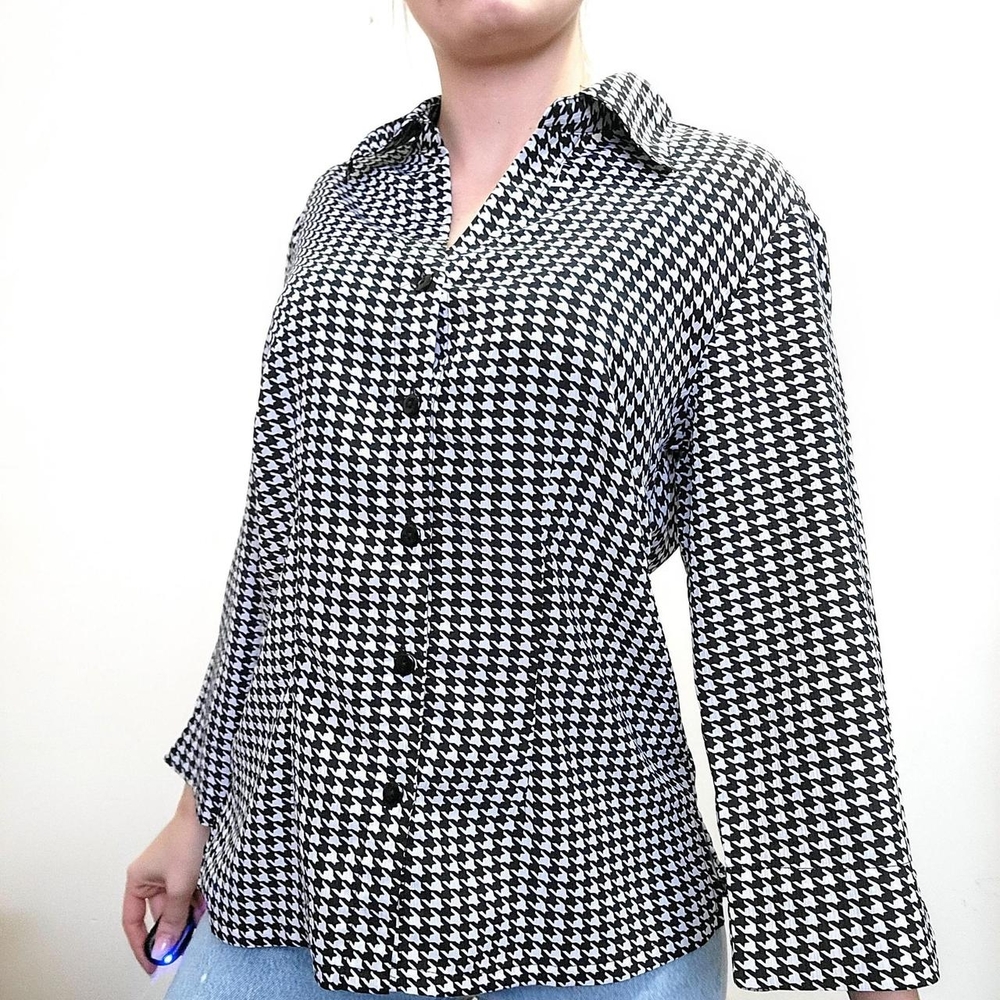 Vintage 90s houndstooth print button up top